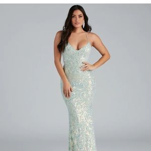 Formal dress. Mint green. Worn once